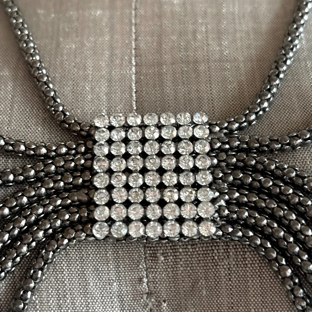 Dark Silver Tone Mesh Layered Swag Chest Chain Statement Necklace with‎ Crystal